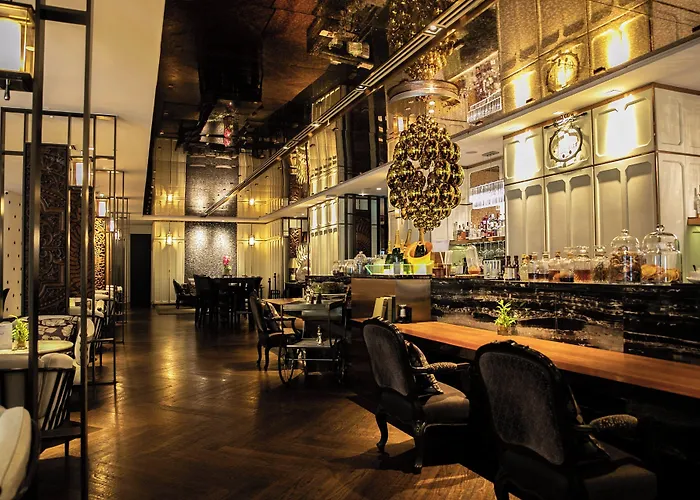 曼谷雅典娜豪华精选酒店 酒店 5*
